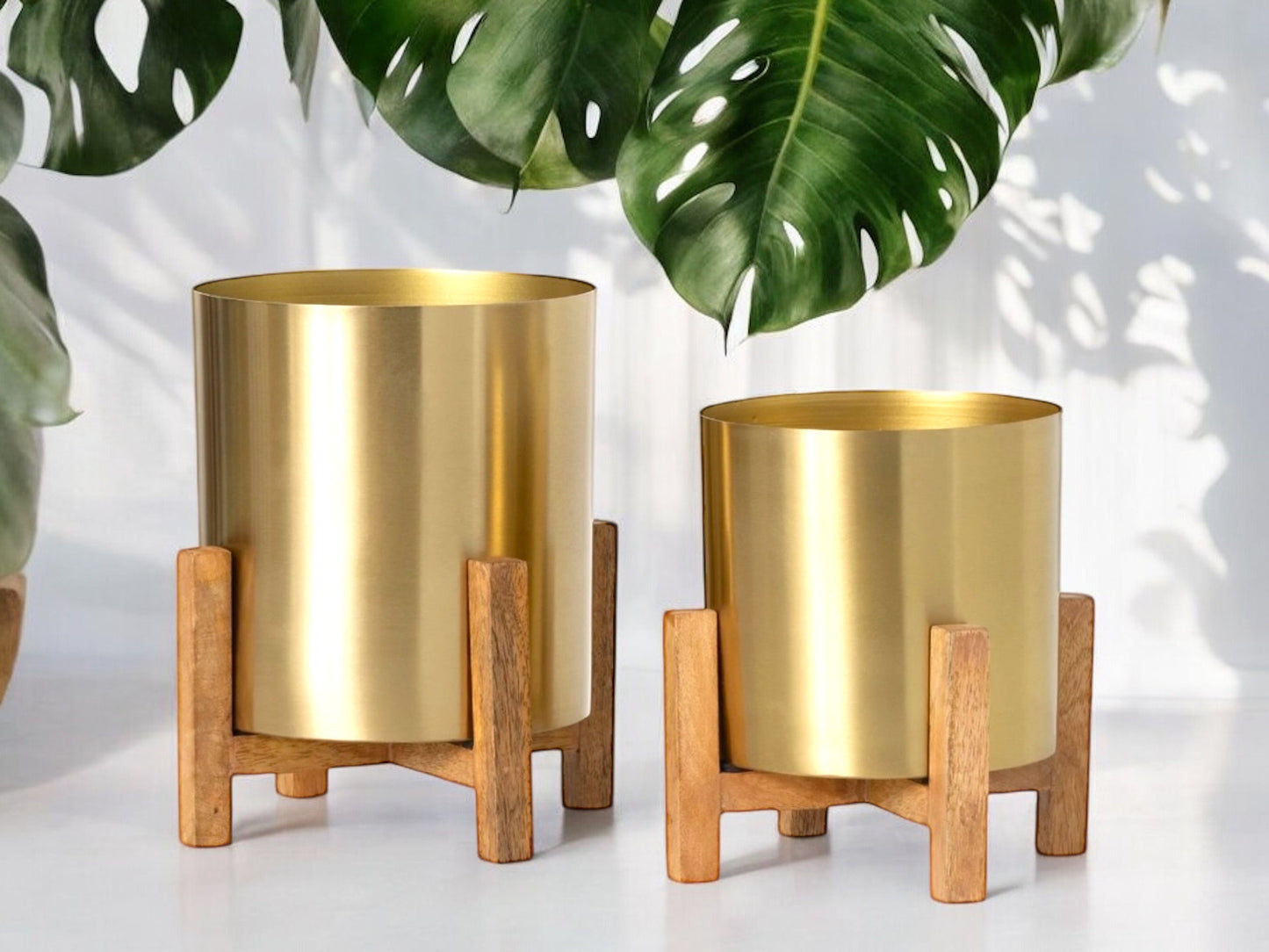 Gold Planter with Wooden Stand Without Drainage Metal Cali Chic Style Flower Pot House Plant Lover Planter Set Gift for Mom