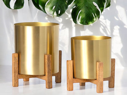 Gold Planter with Wooden Stand Without Drainage Metal Cali Chic Style Flower Pot House Plant Lover Planter Set Gift for Mom