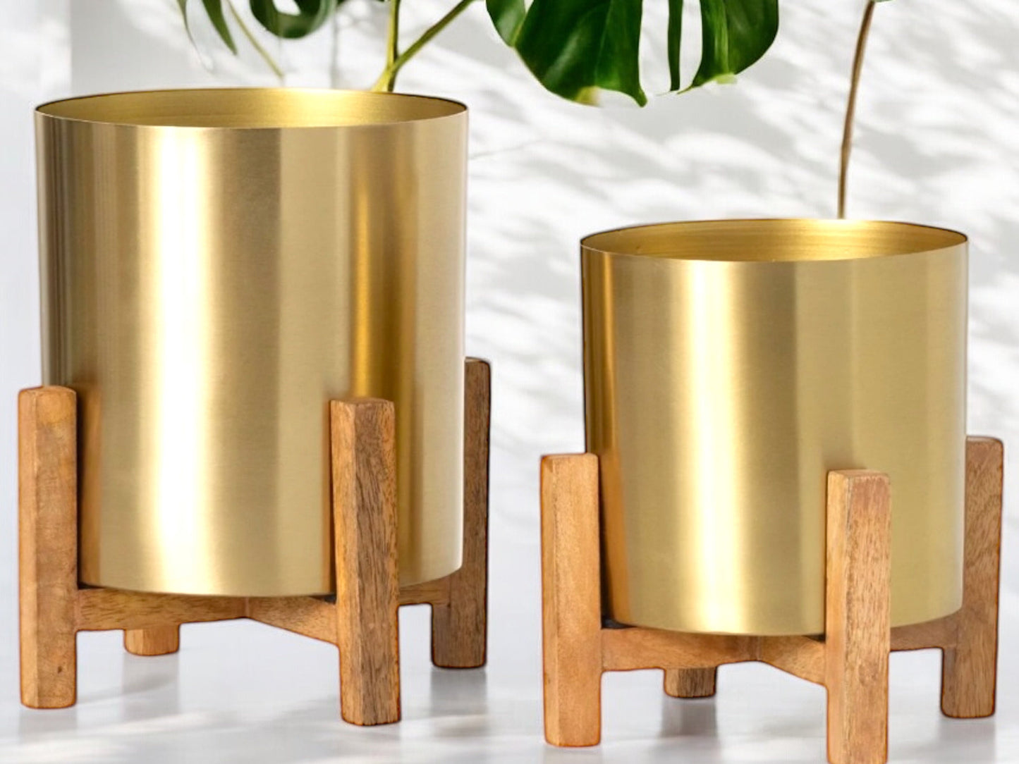 Gold Planter with Wooden Stand Without Drainage Metal Cali Chic Style Flower Pot House Plant Lover Planter Set Gift for Mom