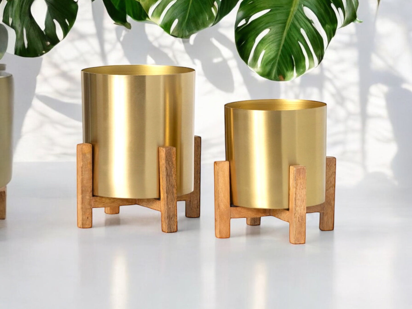 Gold Planter with Wooden Stand Without Drainage Metal Cali Chic Style Flower Pot House Plant Lover Planter Set Gift for Mom